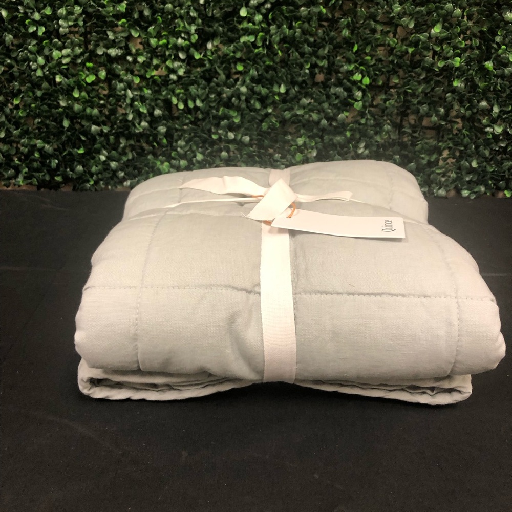 Quince European Linen Box Quilted Sham Mist Size King - Picture 4 of 11